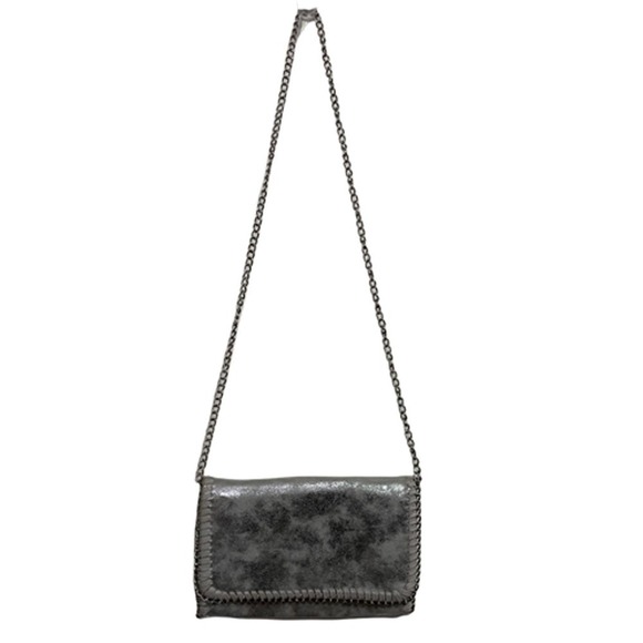 Chelsea28 Handbags - 𝅺chelsea28 Nordstrom Silver Metallic Women's Crossbody Bag